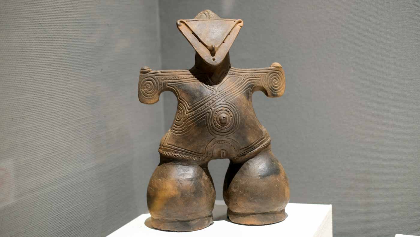 縄文土器 仮面の女神