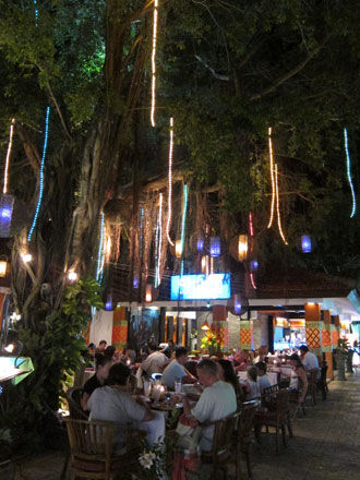 バリ島グルメ： たまにはこういう所も！ラグーナ・レストラン